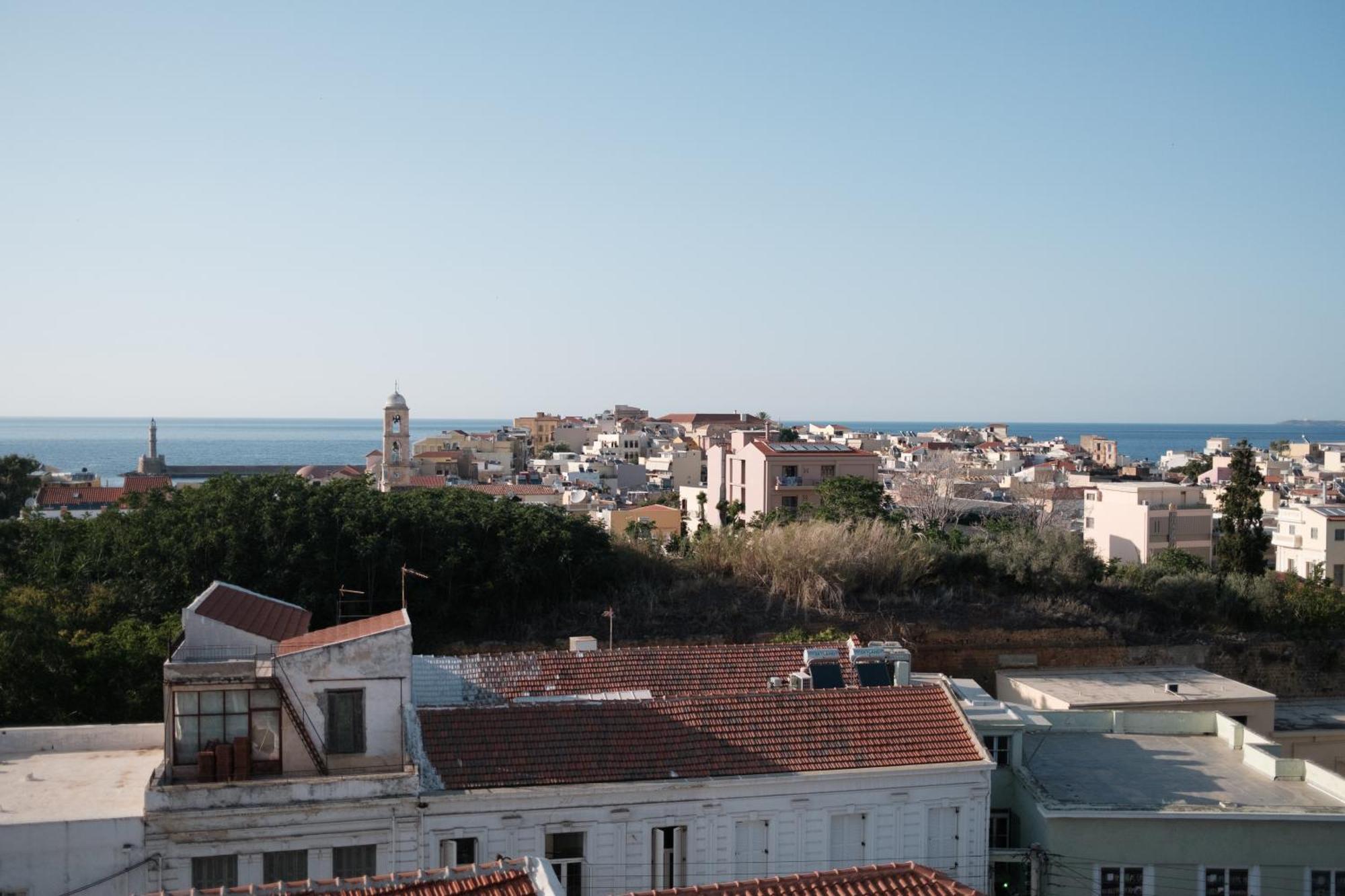 Appartement Sky-High 70Sqm Penthouse W. Stunning Views - 05 à La Canée Extérieur photo