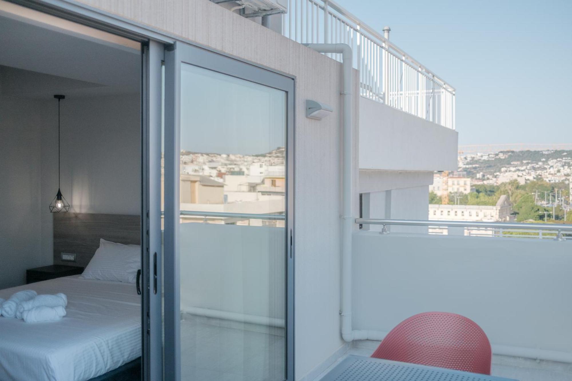 Appartement Sky-High 70Sqm Penthouse W. Stunning Views - 05 à La Canée Extérieur photo
