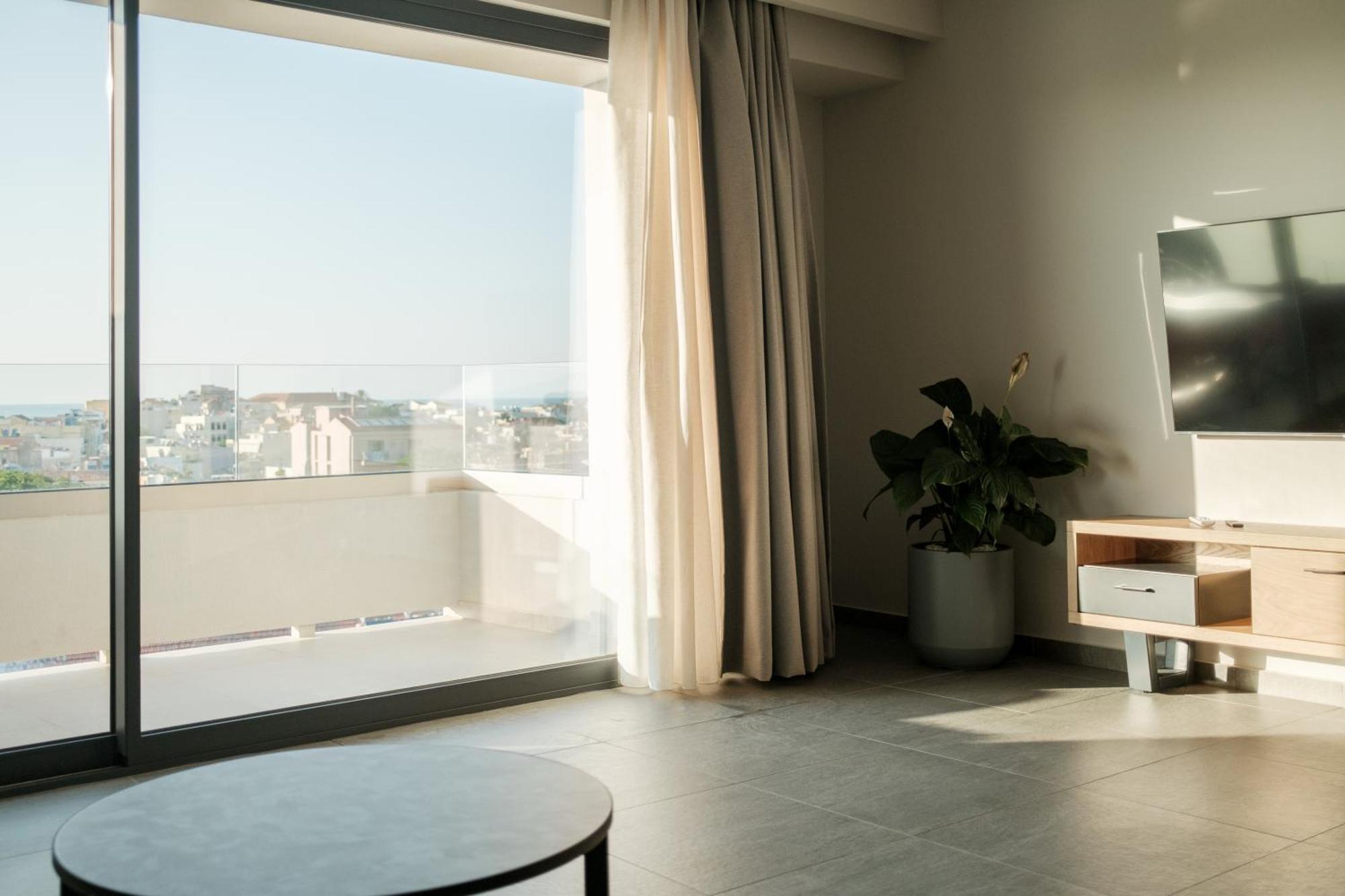 Appartement Sky-High 70Sqm Penthouse W. Stunning Views - 05 à La Canée Extérieur photo
